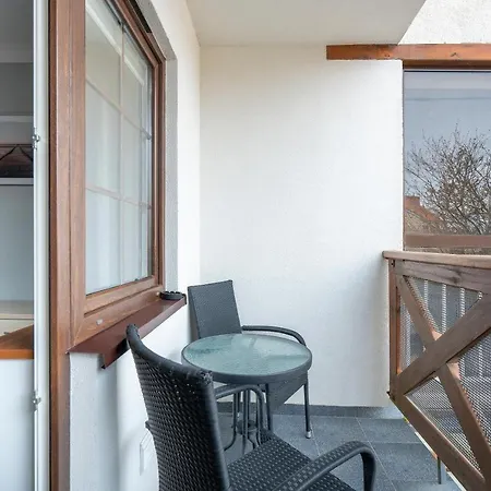 Apartament Jantar 75 M Od Plaży Rowy (Pomerania)