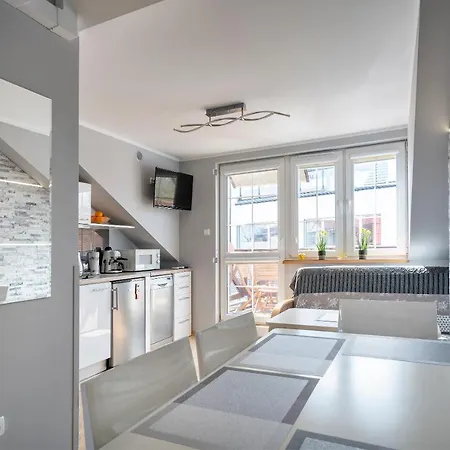 Jantar 75 M Od Plazy רובי