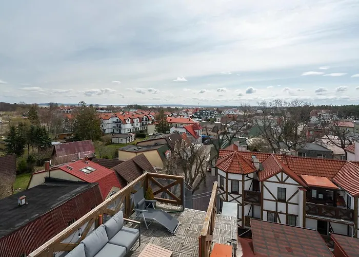 Jantar 75 M Od Plaży *