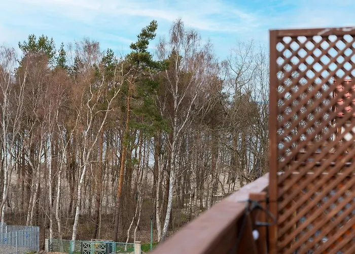 Jantar 75 M Od Plaży